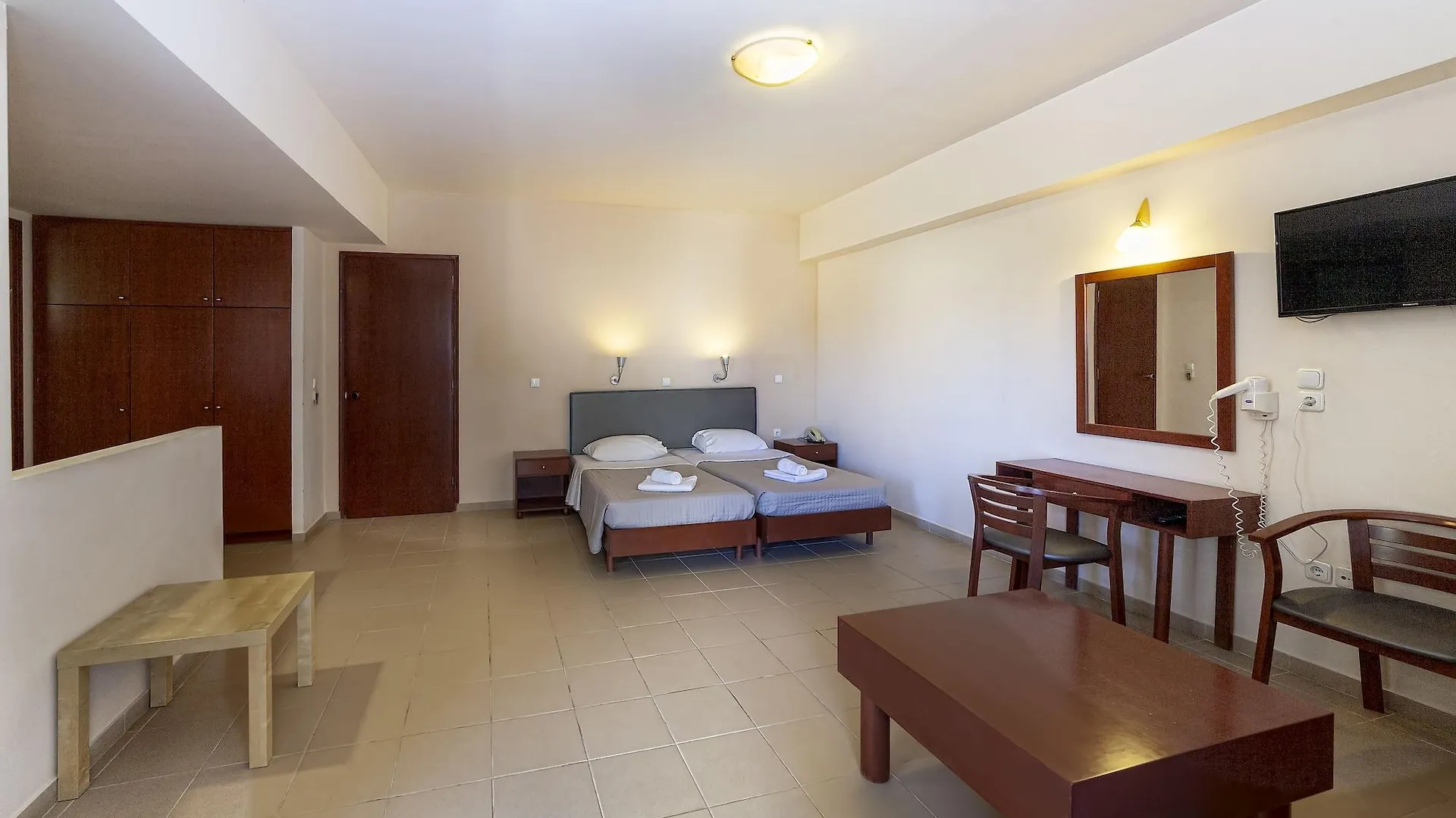 Ξενοδοχείο με διαμερίσματα Olympic Suites Ρέθυμνο