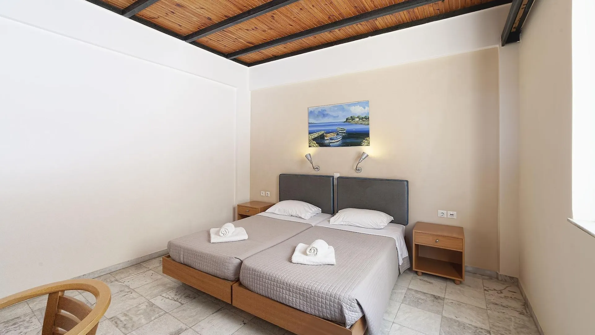 Olympic Suites Rethymno 4*,