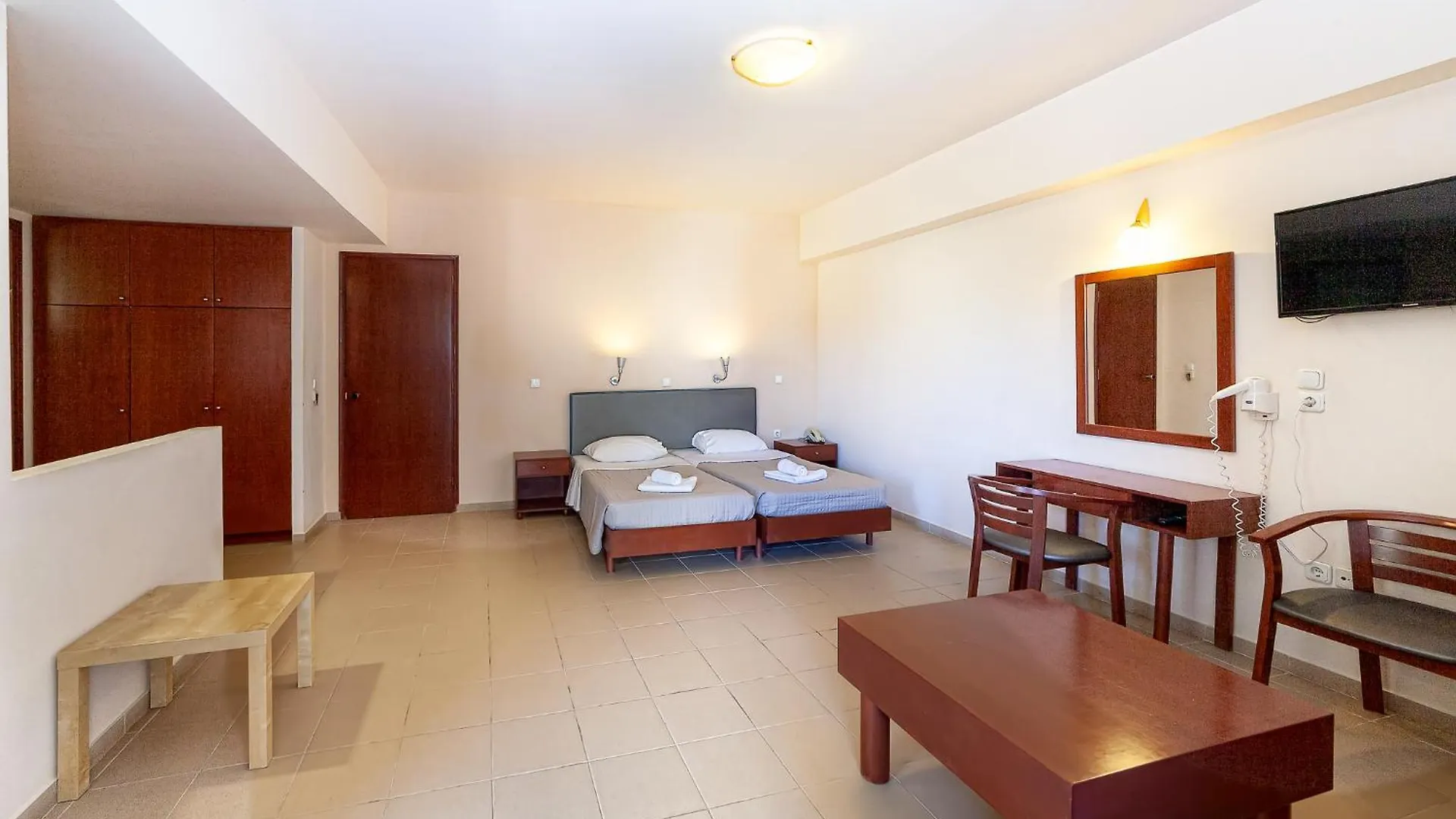 Olympic Suites Rethymno Apart-hotel